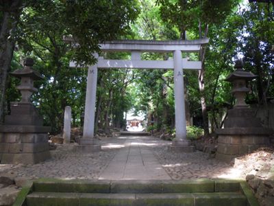 山手通り 代々木八幡宮